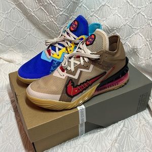 Lebron XVIII Low BRAND NEW